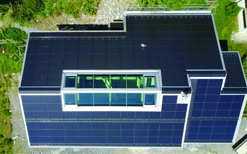 Zu einem späteren Zeitpunkt soll auch das Norddach mit PV-Modulen bestückt werden.